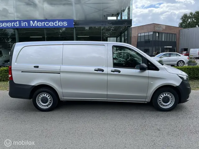 Mercedes-Benz Vito Bestel 116 CDI Lang 2023 Diesel 7