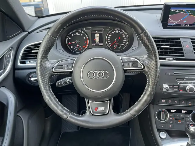 Audi Q3 2.0 TFSI quattro Sport Pro Line S 2015 Benzine 49