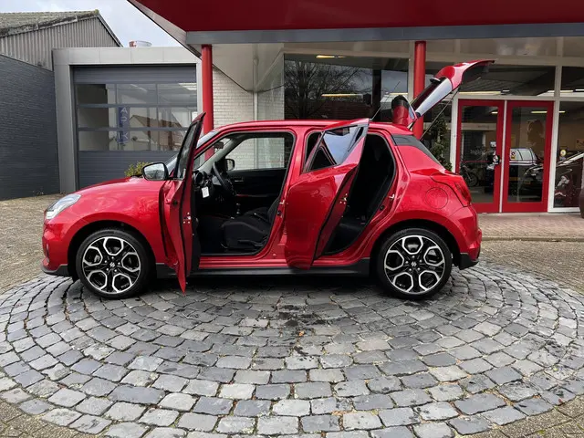 Suzuki Swift 1.4 Sport 2019 Benzine 26