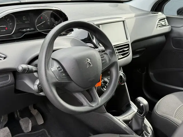 Peugeot 208 1.2 PureTech Blue Lion 2018 Benzine 11