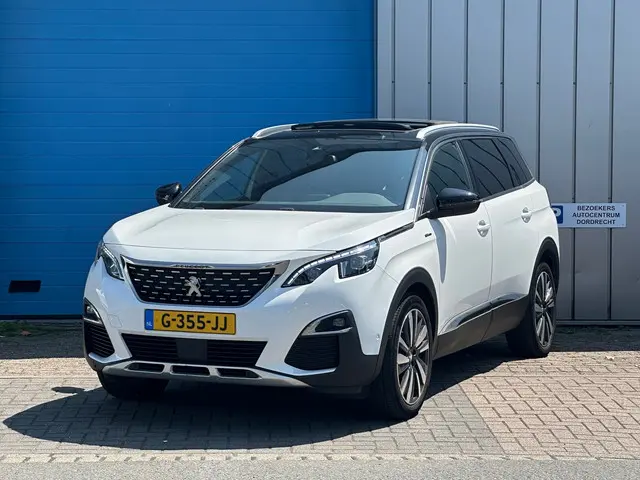 Peugeot 5008 1.2 PureTech PANO GT-Line 7 p 2019 Benzine 2