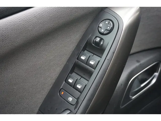 Citroën Grand C4 Picasso 1.6 e-THP Shine 2018 Benzine 6