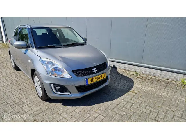 Suzuki Swift 1.2 Comfort EASSS 2015 Benzine 3