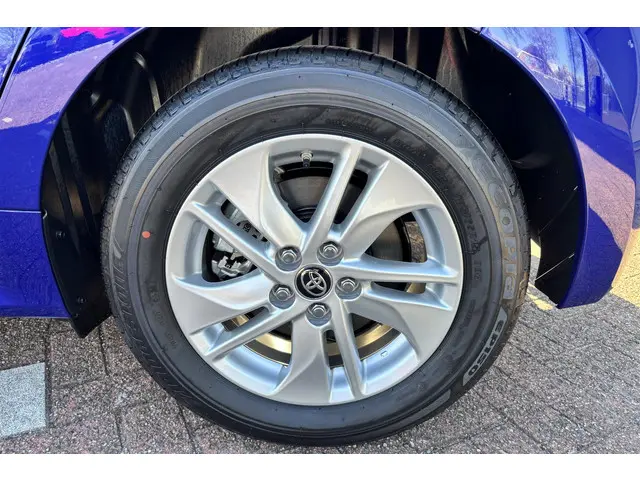 Toyota Yaris 1.5 Hybrid 115 Active 2025 Hybride Benzine 3