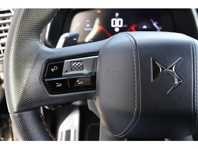 DS DS 7 Crossback 1.6 Performance Line 2021 Benzine 29