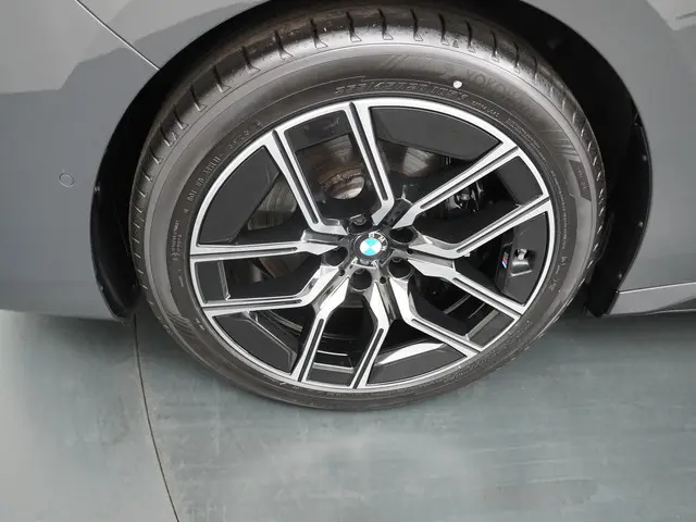 BMW i7 eDrive50 106 kWh 2024 Elektrisch 29