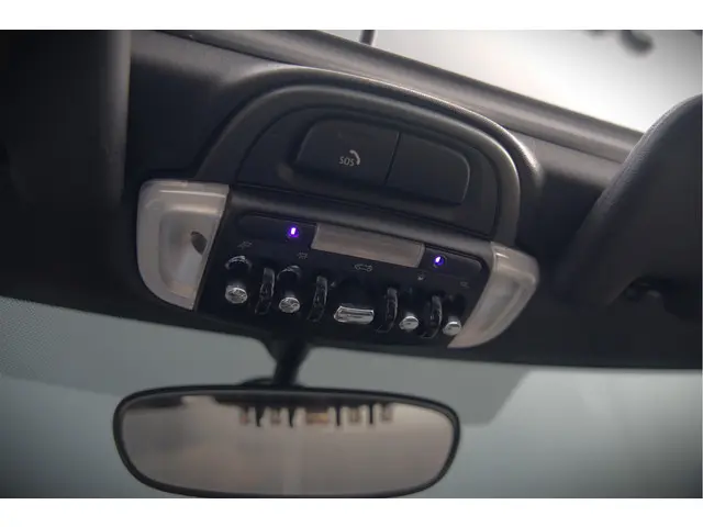 MINI Cooper Cabrio Mini 1.5 Chili 2018 Benzine 51