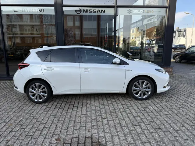 Toyota Auris 1.8 Hybrid Lease Pro 2016 Hybride Benzine 3