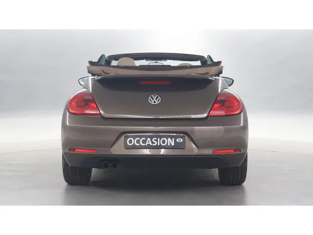 Volkswagen Beetle 2.0 TDI 140pk Design 2013 Diesel 15
