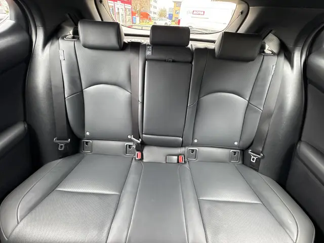 Lexus UX 250h 2022 Hybride Benzine 25