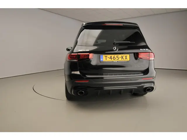 Mercedes-Benz GLB 3
