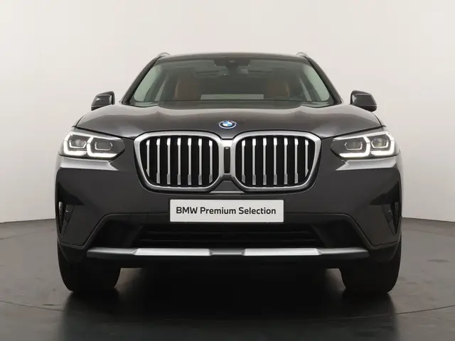 BMW X3 xDrive30e High Executive 2022 Hybride Benzine 6