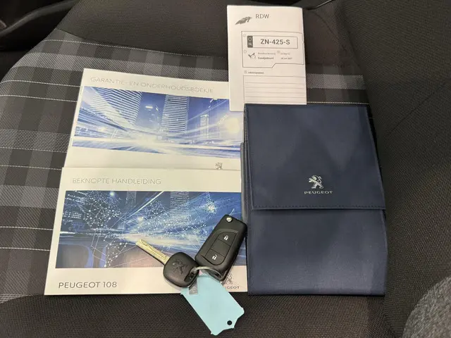 Peugeot 108 1.0 e-VTi Allure TOP! 2019 Benzine 38