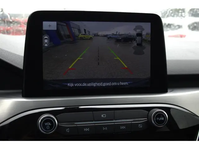 Ford Kuga 2.5 FHEV Titanium 2023 Hybride Benzine 43