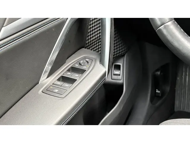 BMW X1 sDrive20i 2024 Benzine 15