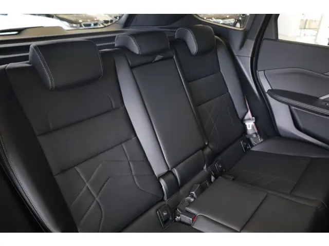 BMW X1 xDrive25e 2025 Hybride Benzine 9