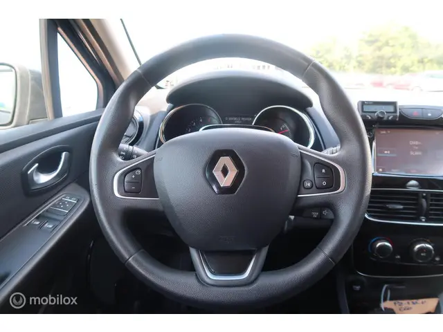 Renault Clio Estate 1.5DCI Zen 2017 Diesel 22