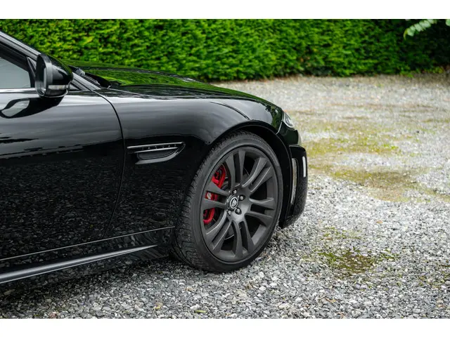 Jaguar XK XKR 5.0 V8 XKR-S Convertible 2012 Benzine 33