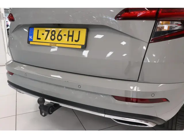 Škoda Karoq 1.5 TSI ACT Sportline Business 2021 Benzine 16