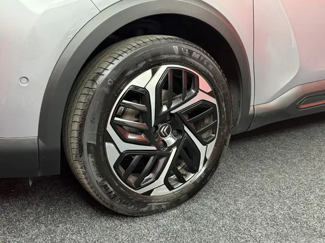 Citroën C4 1.2 Puretech Shine 2022 Benzine 24