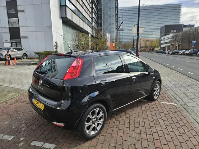 Fiat Punto Evo 0.9 TwinAir 2017 Benzine 18