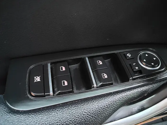 Kia XCeed 1.6 GDi PHEV DynamicLine 2022 Hybride Benzine 24