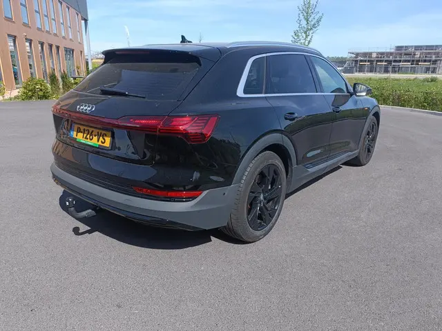 Audi e-tron 50 quattro edition 71 kWh 2020 Elektrisch 3