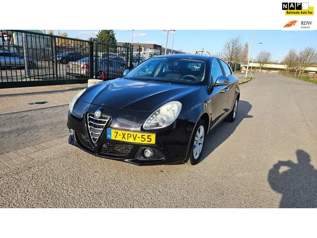 Alfa Romeo Giulietta AUTOMAAT NAP 2014 Benzine
