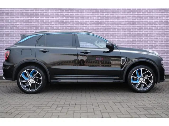 Lynk & Co 01 1.5 PHEV 2022 Hybride Benzine 11