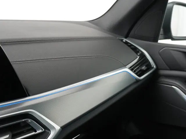 BMW X5 xDrive45e High Executive 2023 Hybride Benzine 22