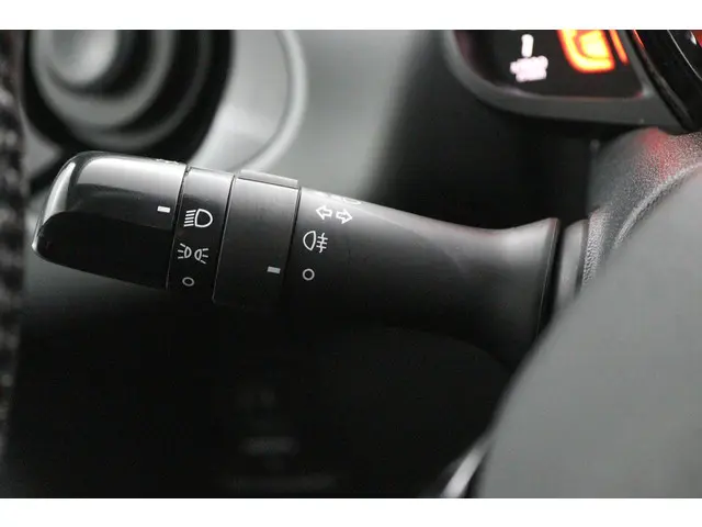 Toyota Aygo 1.0 VVT-i x-play 2022 Benzine 30