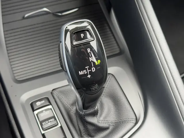 BMW X1 sDrive18i Executive Edition 2020 Benzine 19