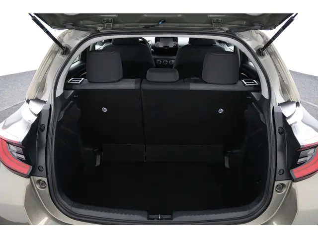 Toyota Yaris 1.5 VVT-i Dynamic 2021 Benzine 23