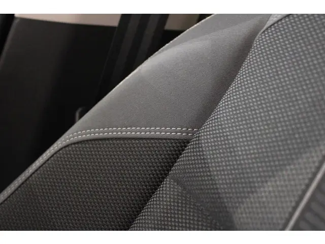 Volkswagen Polo 1.0 TSI Business PANO | IQ 2024 Benzine 27