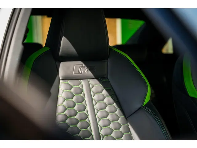 Audi RS3 Limousine 2.5 TFSI RS 3 quattro 2023 Benzine 34