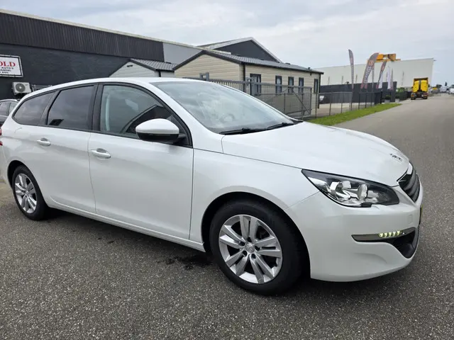 Peugeot 308 SW 1.2 PureTech Blue Lease 2015 Benzine 4