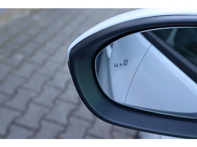 Opel Astra Sports Tourer 1.4 Innovation 2017 Benzine 24