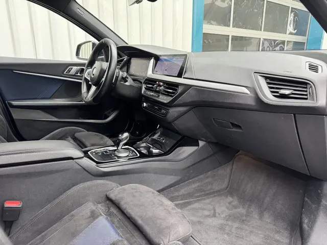 BMW 1 Serie 118d M-Pakket / Virtual / 2019 Diesel 16