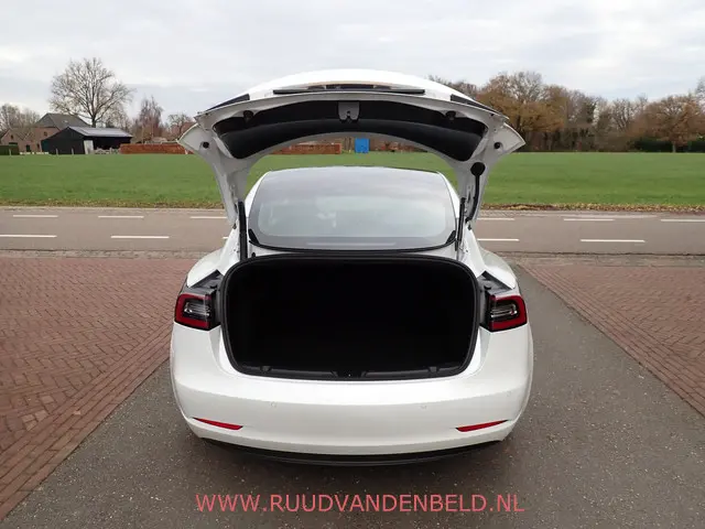 Tesla Model 3 Long Range AWD 2020 Elektrisch 22