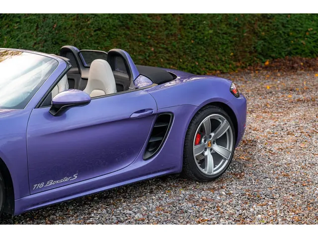 Porsche 718 Boxster S 2023 Benzine 33