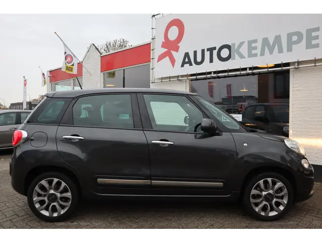 Fiat 500L 1.4-T-JET LOUNGE 2015 Benzine 3