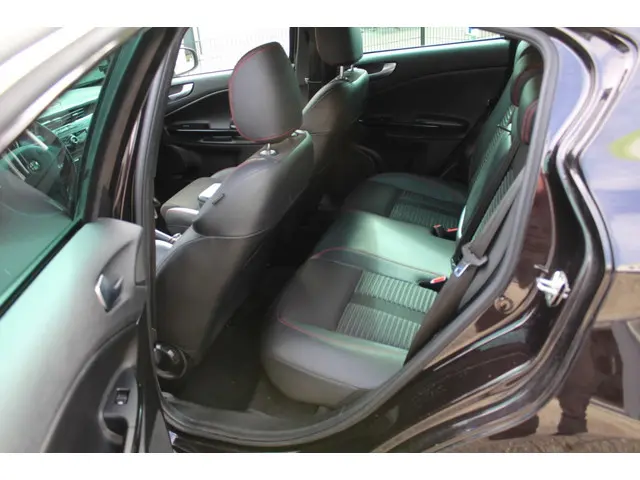Alfa Romeo Giulietta 1.4 T Bns Exec 2013 Benzine 17