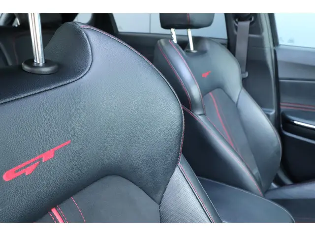 Kia Ceed 1.6 T-GDi GT | 200PK - PANO - UNIEK VOL! 2019 Benzine 35