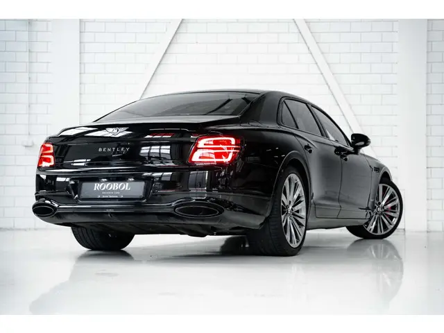 Bentley Flying Spur W12 Speed 2023 Benzine 3