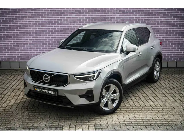 Volvo XC40 2.0 B4 Core 2023 Benzine 14