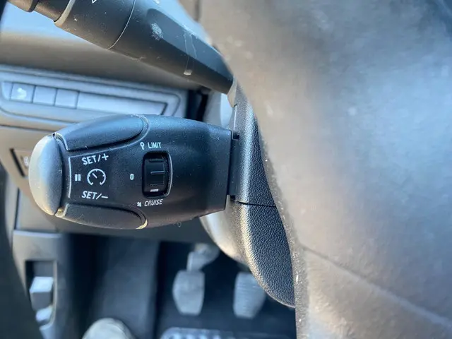 Peugeot 208 1.2 PureTech Blue Lion 2018 Benzine 15