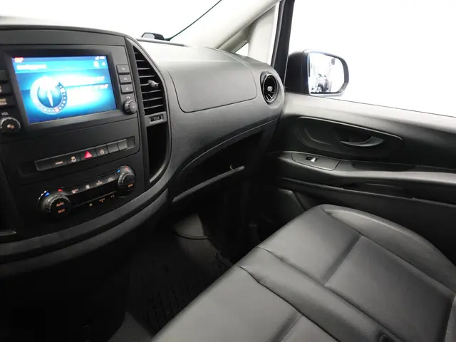 Mercedes-Benz Vito 114 CDI Lang Automaat 2023 Diesel 24