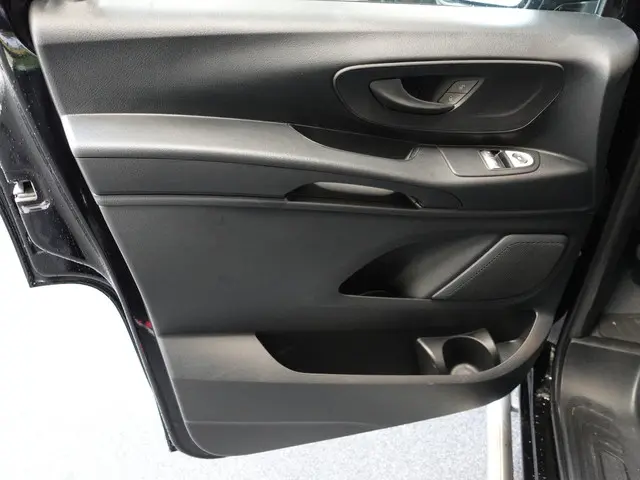 Mercedes-Benz Vito 114 CDI Lang Automaat 2024 Diesel 15
