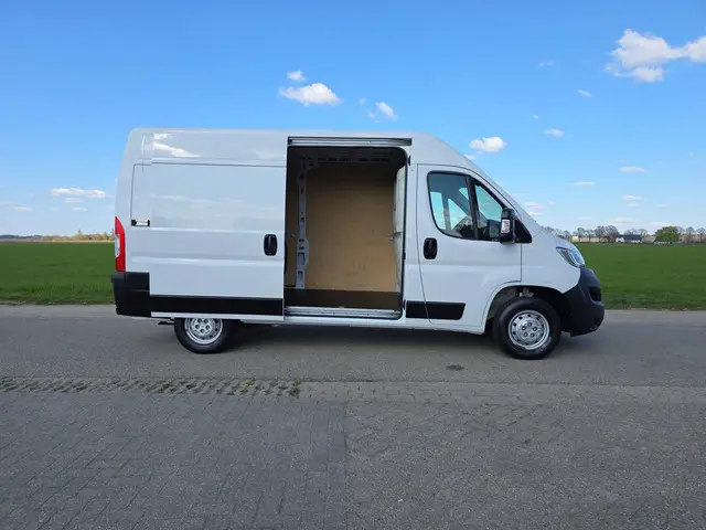Opel Movano 2.2D 140 L2H2 3.5T 2022 Diesel 23