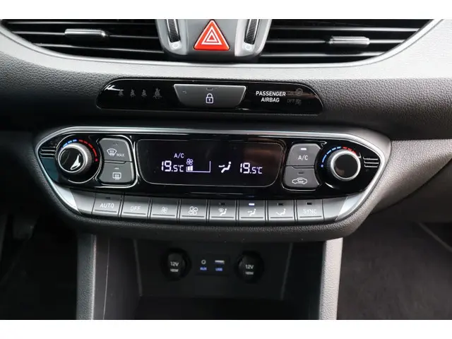 Hyundai i30 1.4 T-GDI Comfort 2019 Benzine 14